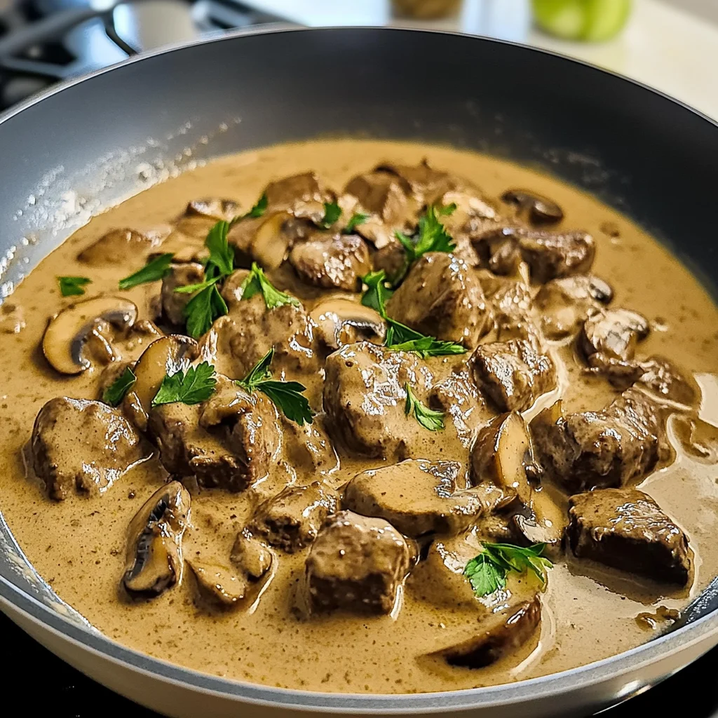 Gordon Ramsay’s Ultimate Beef Stroganoff Recipe Guide